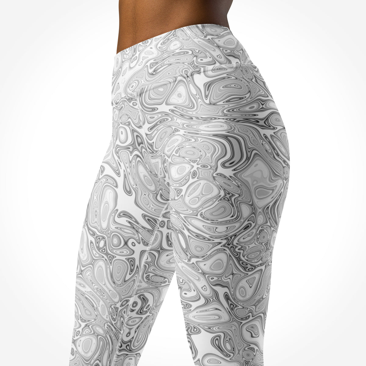 High-Waist-Damen-Leggings Abstract Fluids von Bachblatt mit grau-weißem Muster – Nahaufnahme von Hüfte und Oberschenkeln von vorn.