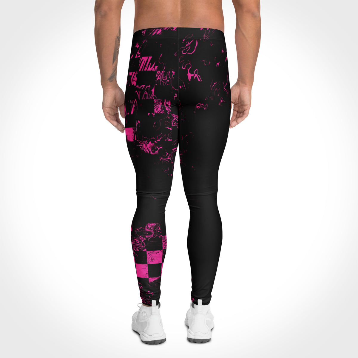 Herren-Leggings Abstract Squares von Bachblatt mit magentafarbenem Muster auf Schwarz – Rückansicht am Model.
